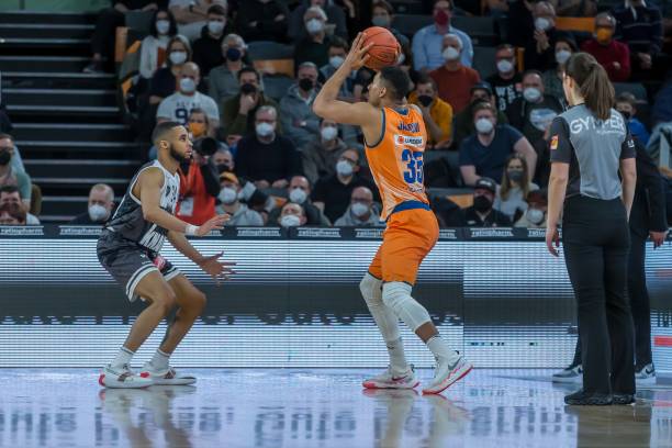 绝不仅仅是 绝不仅仅是